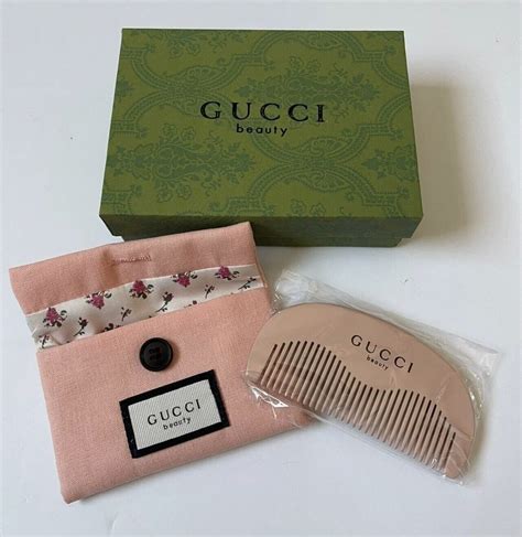 gucci beauty comb pink|Gucci's gorgeous new gift.